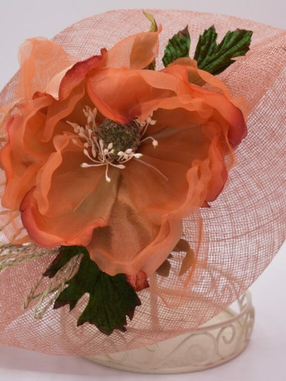 Eltallerderegina elegante fiesta madrina bodas bolsos pajaritas moda mujer moda hombre celebración ropa de ceremonia corbatas tocados elegancia