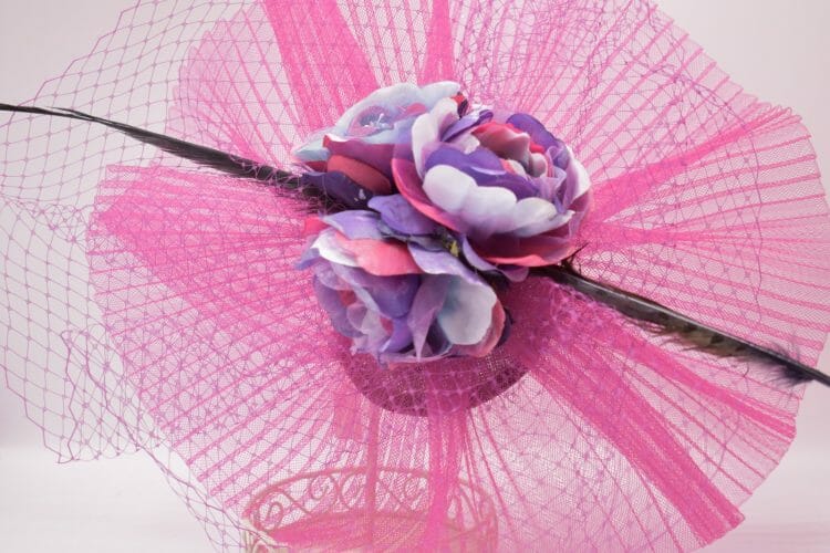 Eltallerderegina elegante fiesta madrina bodas bolsos pajaritas moda mujer moda hombre celebración ropa de ceremonia corbatas tocados elegancia